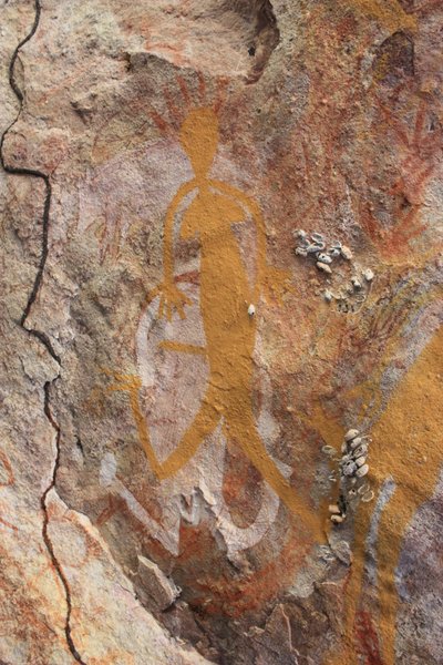 Gelbe Frauenfigur von Unbekannt Unbekannt